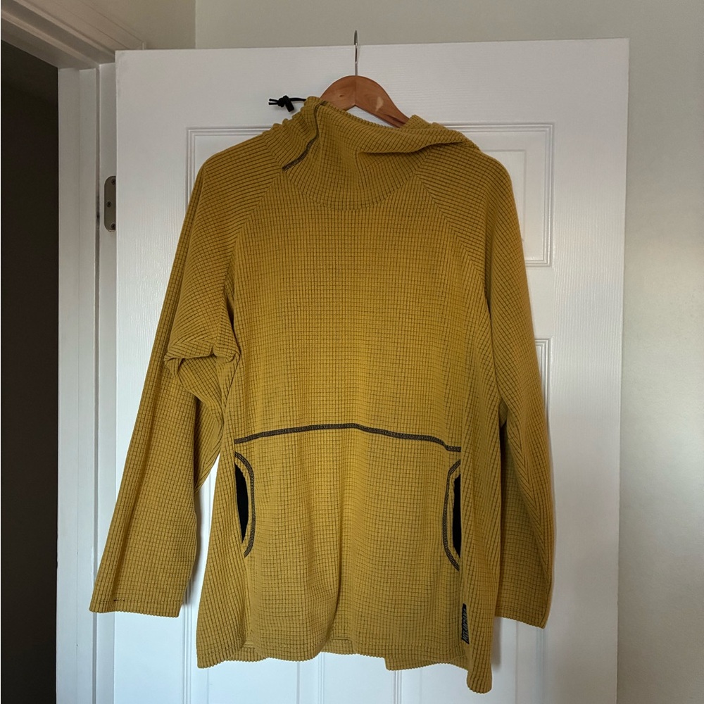 Melanzana microgrid V2 men’s size large